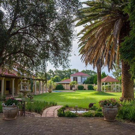 Toscana Estate Bloemfontein Bagian luar foto