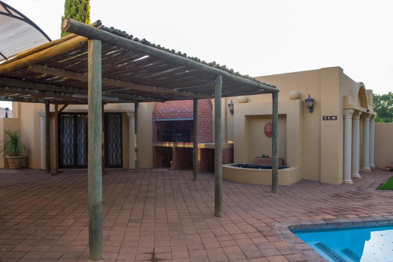 Toscana Estate Bloemfontein Bagian luar foto