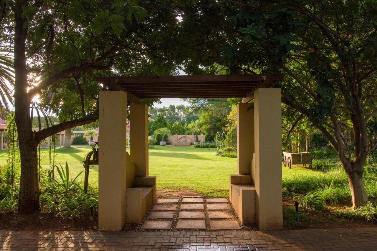 Toscana Estate Bloemfontein Bagian luar foto